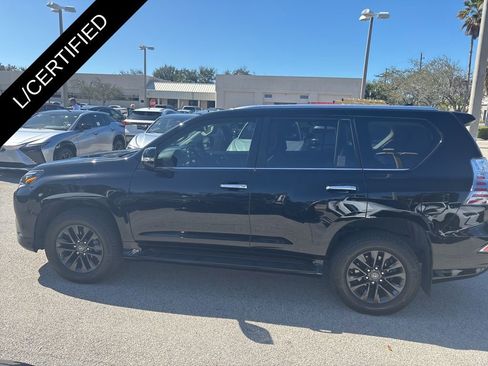 Used 2023 Lexus GX 460 Premium image 11