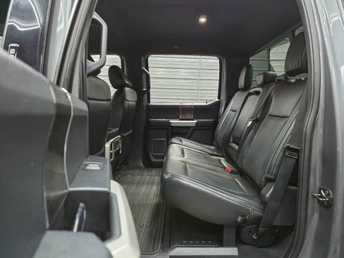 Used 2022 Ford F250 Lariat w/ Lariat Value Package AWD/4WD image 19