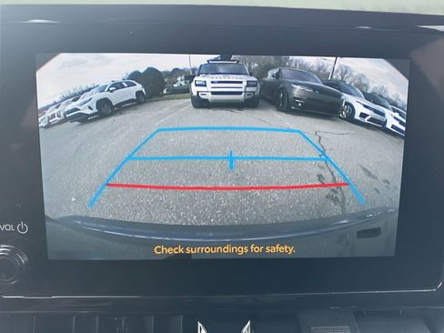 Used 2025 Toyota Corolla LE image 18