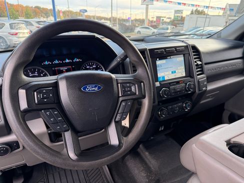 Used 2019 Ford F250 XL w/ XL Value Package image 24