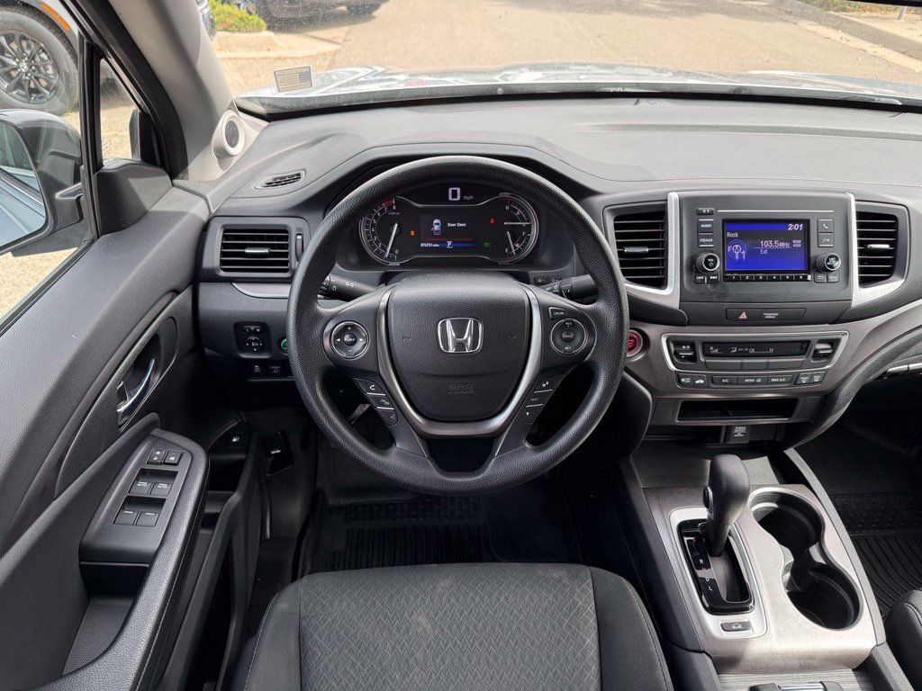 Used 2017 Honda Ridgeline RT image 2