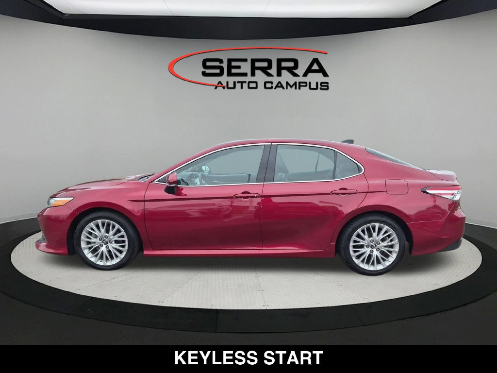 Used 2019 Toyota Camry XLE w/ Navigation Package FWD image 10