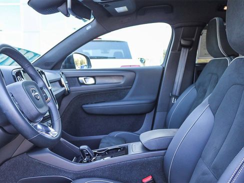 Used 2023 Volvo C40 P8 Recharge Plus w/ Protection Package Premier image 18