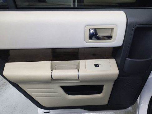 Used 2016 Ford Flex Limited image 29