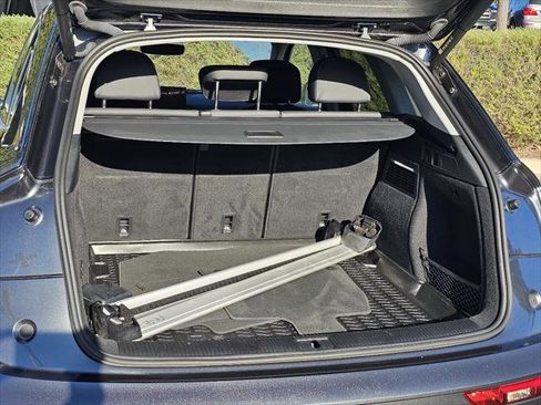 Used 2023 Audi Q5 2.0T Premium w/ Convenience Package image 7