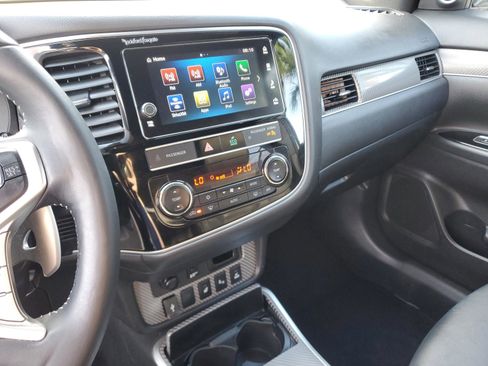 Used 2019 Mitsubishi Outlander GT image 21