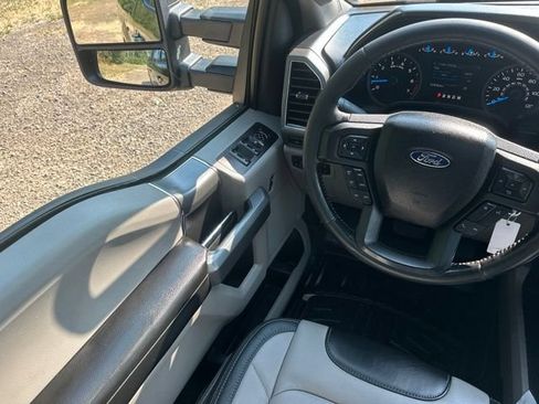 Used 2017 Ford F150 XLT w/ Equipment Group 302A Luxury AWD/4WD image 27