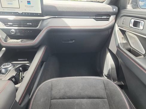 Certified 2025 Ford Explorer ST AWD/4WD image 10