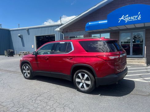 Used 2019 Chevrolet Traverse LT w/ LT Premium Package AWD/4WD image 4