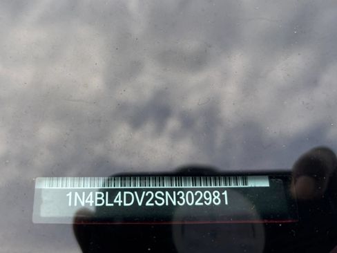 Used 2025 Nissan Altima 2.5 SV FWD image 29
