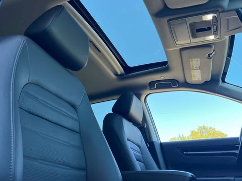 Used 2025 Honda CR-V EX-L image 18