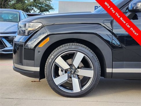 Certified 2025 Hyundai Santa Fe Limited image 6