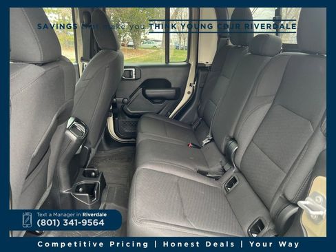 Used 2022 Jeep Gladiator Sport w/ Trailer Tow Package image 22