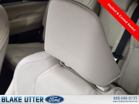Used 2022 INFINITI QX60 Sensory w/ Cargo Package image 15