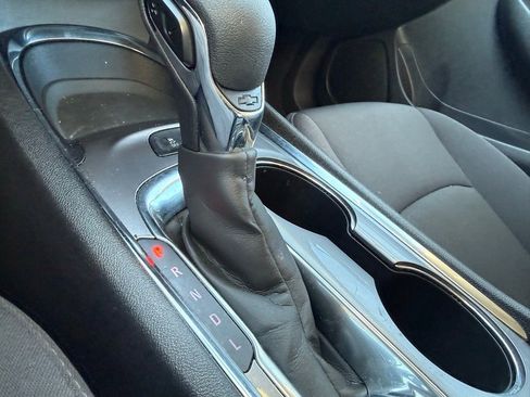 Used 2024 Chevrolet Malibu LT image 25