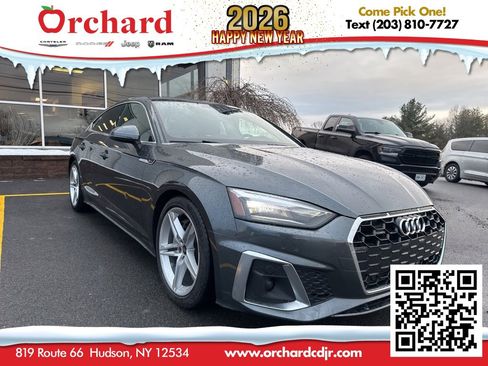 Used 2022 Audi A5 2.0T Premium image 1