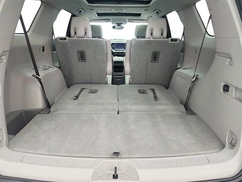 Used 2018 GMC Acadia SLT image 30