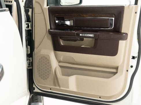 Used 2017 RAM 1500 Laramie Longhorn RWD image 21