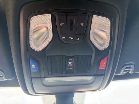 Used 2022 RAM 1500 Lone Star image 16