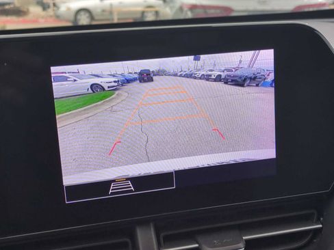 Used 2025 Chevrolet Trax LS w/ Driver Confidence Package FWD image 14