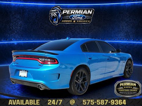 Used 2023 Dodge Charger R/T w/ Plus Group RWD image 4