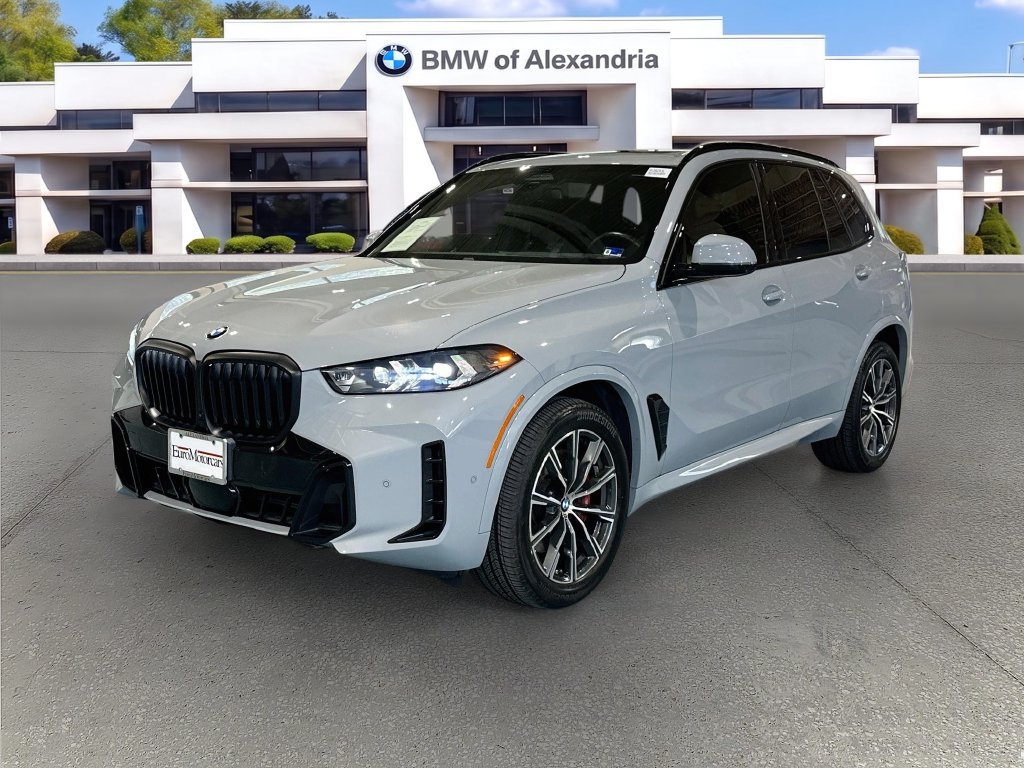 Used 2024 BMW X5 xDrive40i w/ Executive Package AWD/4WD image 1