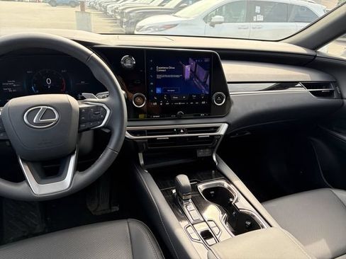 Used 2025 Lexus RX 350 AWD w/ Technology Package image 18