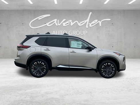 New 2026 Nissan Rogue Platinum AWD/4WD image 18