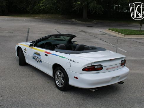 Used 1997 Chevrolet Camaro Z28 image 37