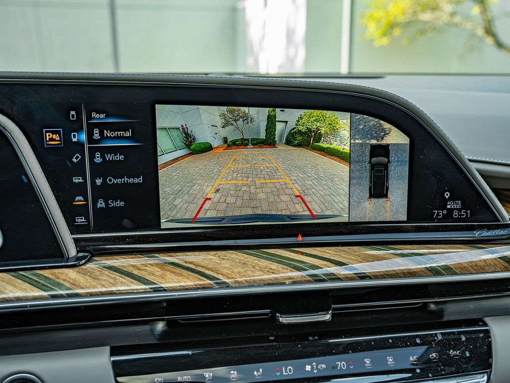 Used 2021 Cadillac Escalade Premium Luxury Platinum w/ Heavy-Duty Trailer Package AWD/4WD image 27
