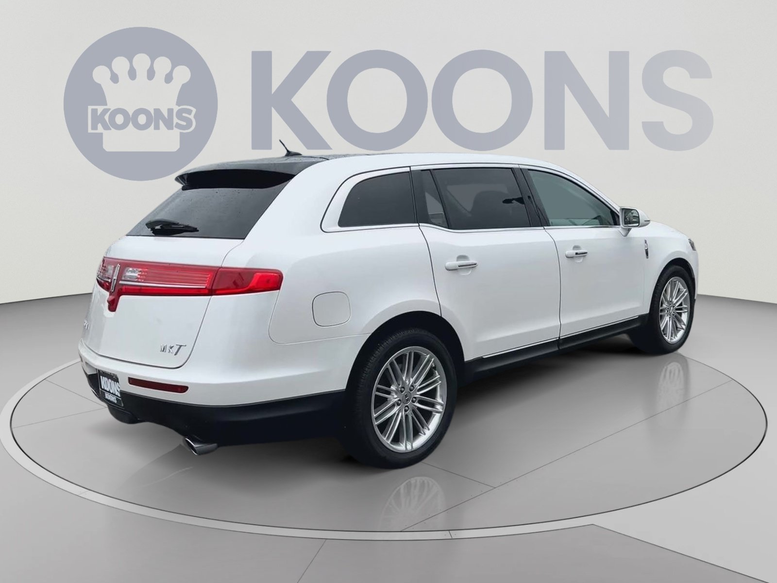 Used 2018 Lincoln MKT AWD w/ Technology Package image 12