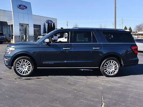 Used 2022 Ford Expedition Max Platinum image 2