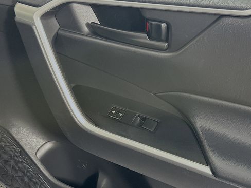 Used 2024 Toyota RAV4 LE FWD image 28