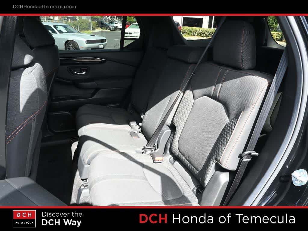 Certified 2025 Honda Pilot Sport image 19