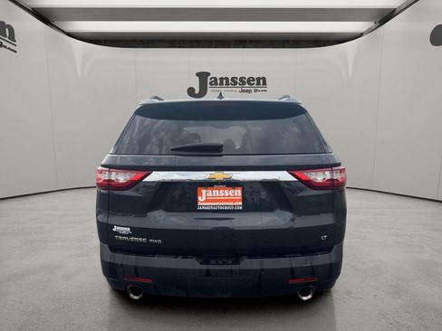 Used 2021 Chevrolet Traverse LT w/ LPO, Cargo Package AWD/4WD image 3