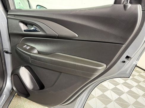 Used 2023 Chevrolet TrailBlazer LS image 16