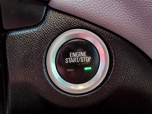 Used 2019 Chevrolet Equinox LT image 21