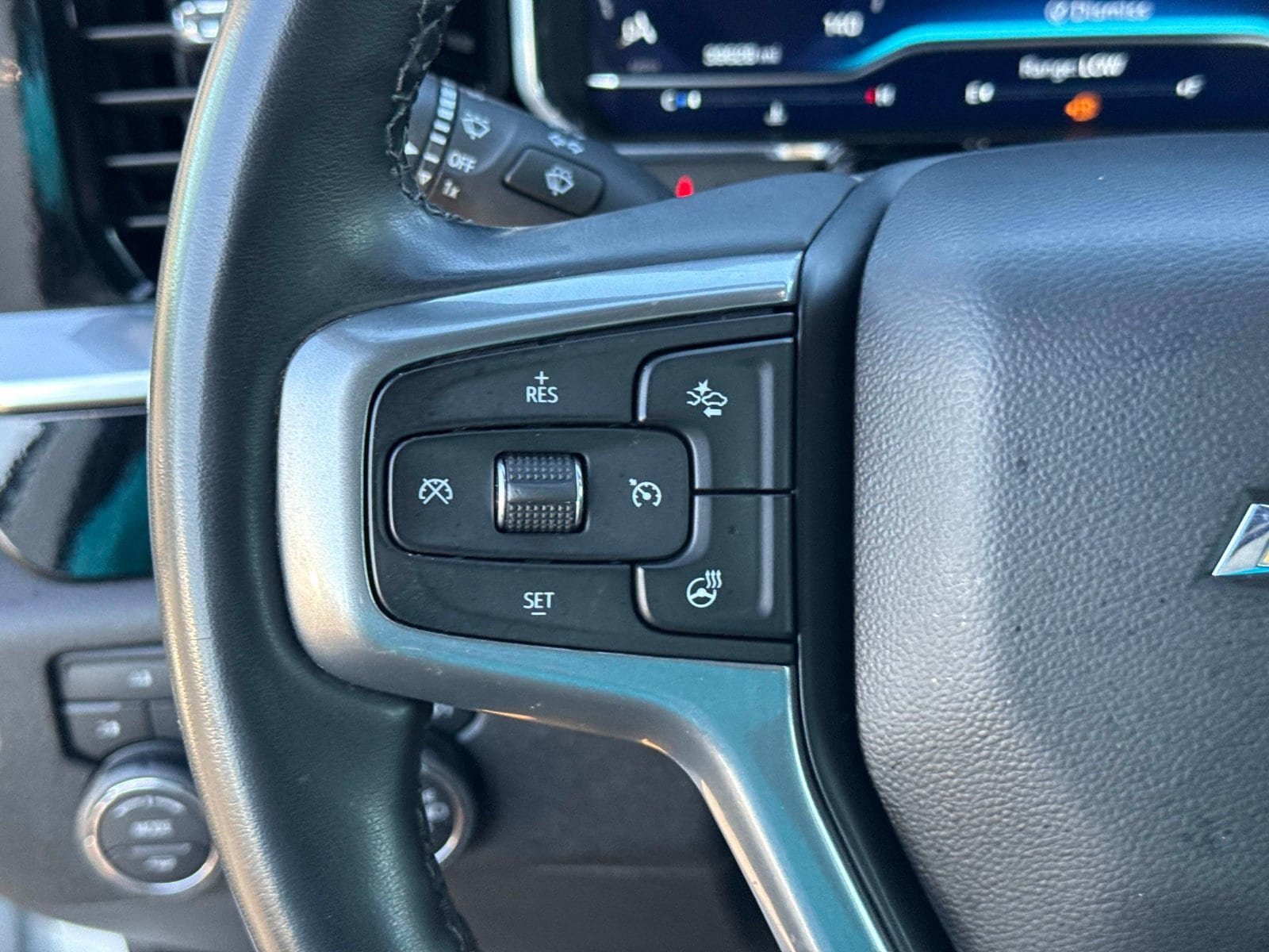 Used 2025 Chevrolet Silverado 2500 LT w/ Convenience Package AWD/4WD image 31