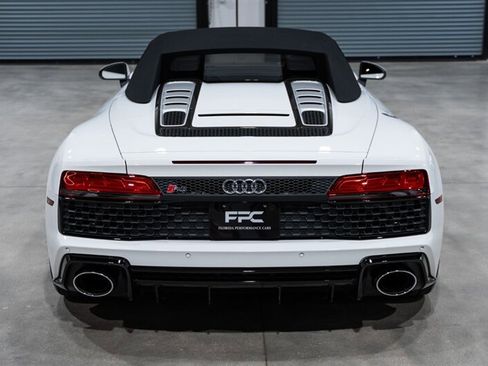 Used 2021 Audi R8 V10 RWD image 70