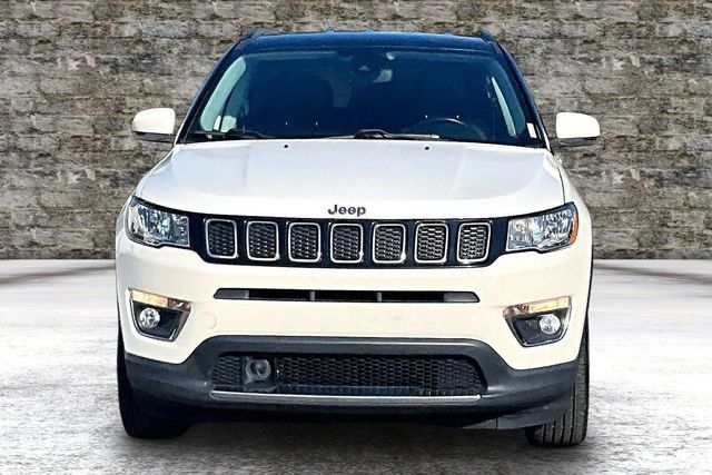Used 2021 Jeep Compass Limited AWD/4WD image 2