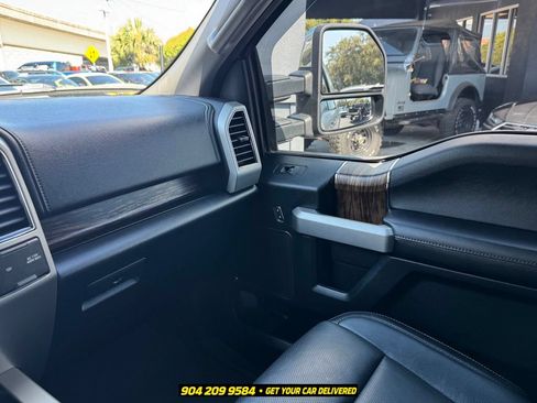 Used 2018 Ford F150 Lariat w/ Equipment Group 502A Luxury AWD/4WD image 21
