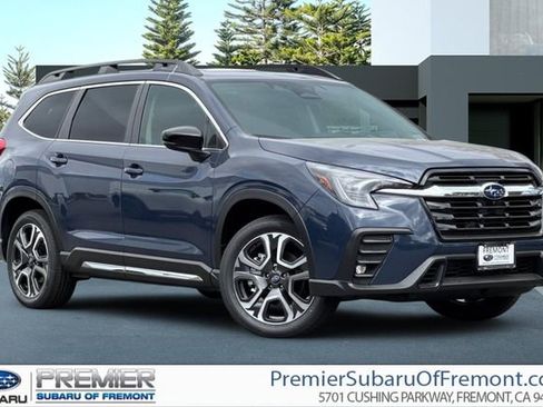 New 2025 Subaru Ascent Limited image 1