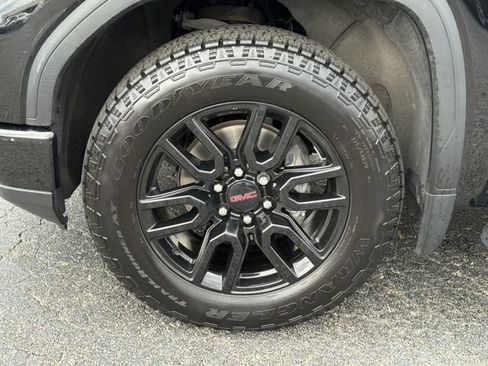Used 2023 GMC Sierra 1500 Pro w/ Graphite Edition AWD/4WD image 8