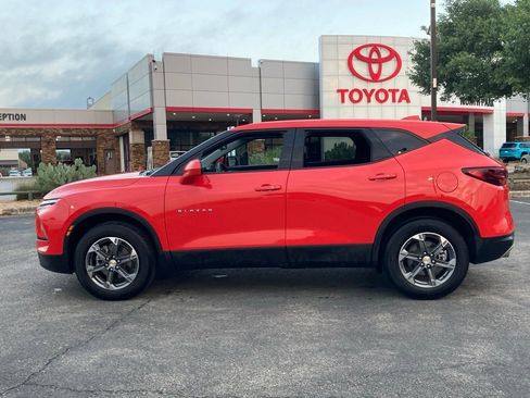 Used 2025 Chevrolet Blazer LT image 7