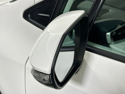 Used 2024 Toyota Corolla SE FWD image 10