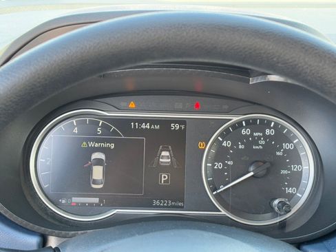 Certified 2025 Nissan Versa SV image 21