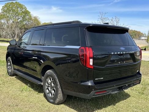 Used 2025 Ford Expedition Max Active image 19