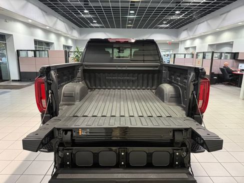 Certified 2023 GMC Sierra 1500 Denali w/ Technology Package image 10