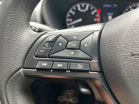 Used 2024 Nissan Sentra S FWD image 25