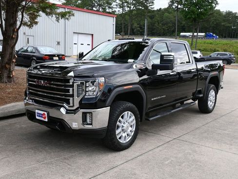 Used 2022 GMC Sierra 3500 SLT w/ SLT Convenience Package AWD/4WD image 26